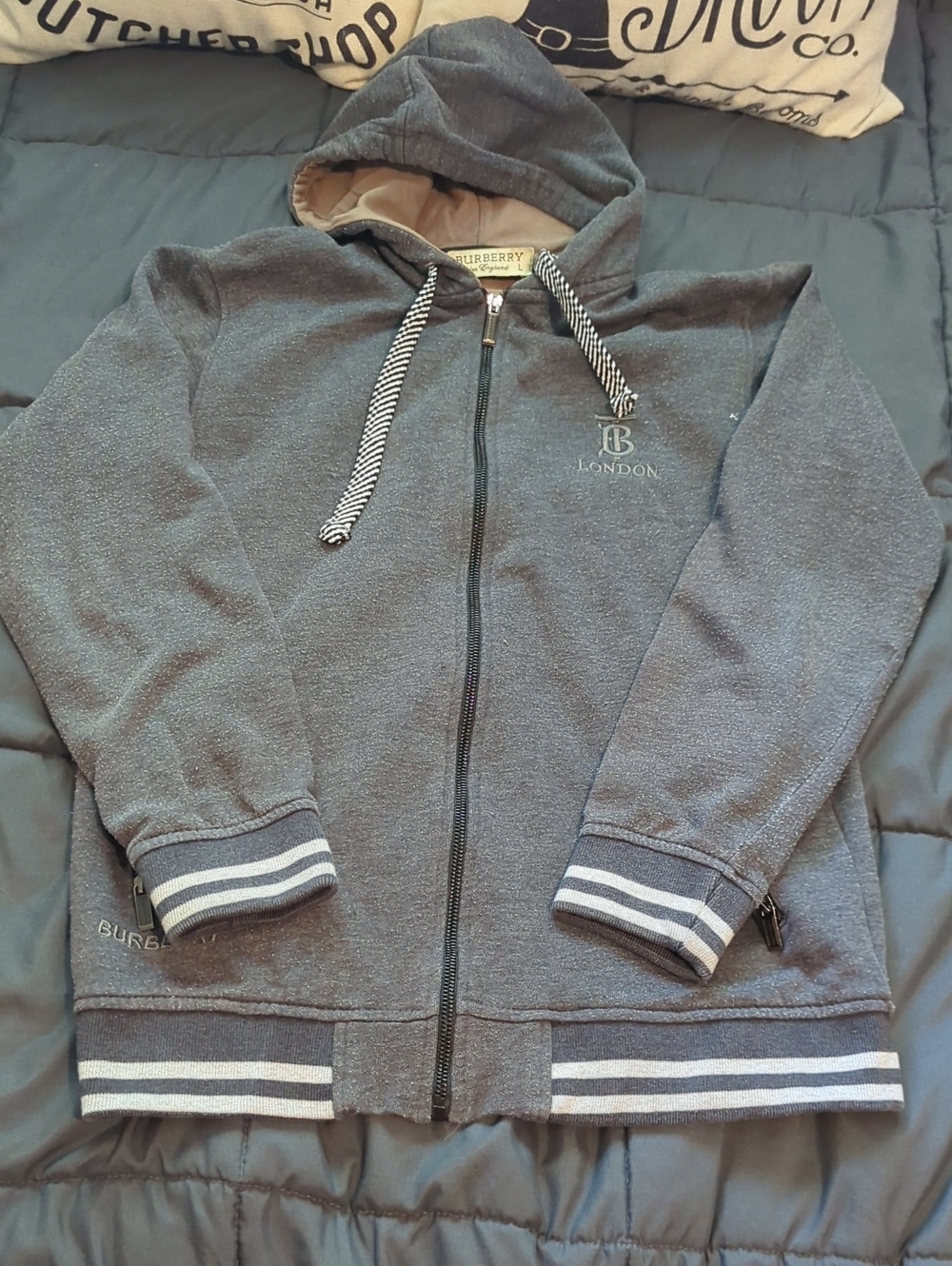 Authentic Burberry London Gray Stripe Hoodie Size Medium Men Large Womens
